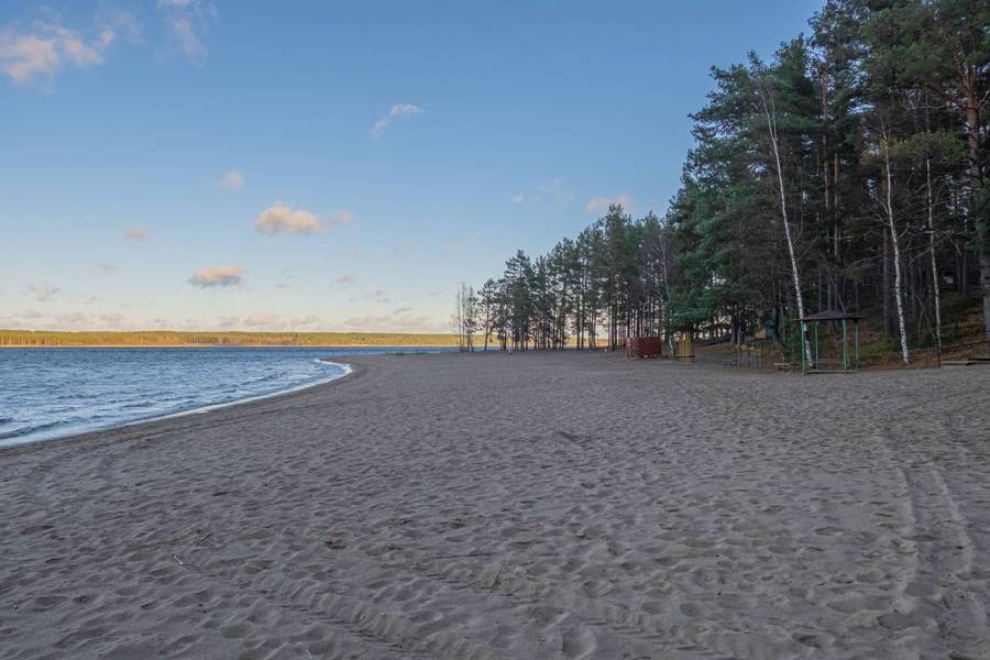 Петербуржцы предпочитают 5 озер Ленобласти для покупки загородного жилья